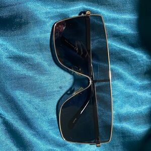Aldo sunglasses never used